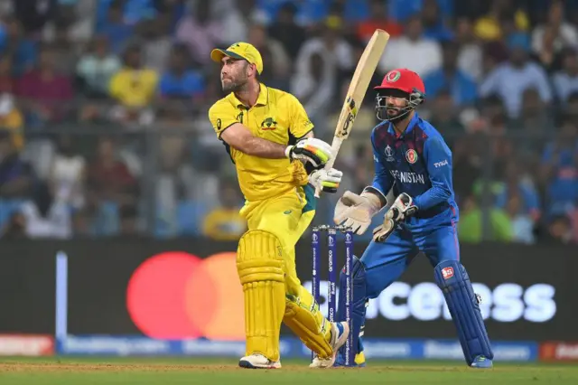 ग्लेन मॅक्सवेल