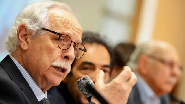 O advogado Modesto Carvalhosa, um senhor de 89 anos branco, grisalho e de óculos