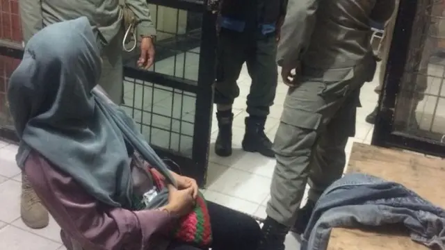 Razia Satpol PP dan WH