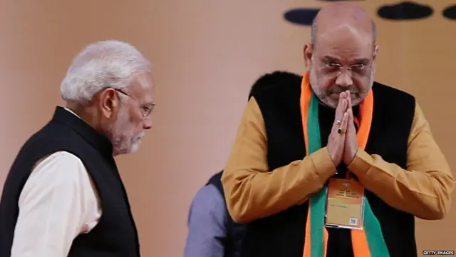 મોદી અને શાહની તસવીર