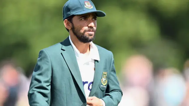 বাংলাদেশের টেস্ট অধিনায়ক মমিনুল হক