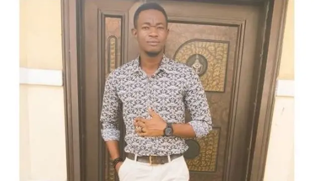 David depụtara na soshal midia ya na ọ bụ onye na-emepụta egwu ma bụrụkwa onye na-ahazị emume dị ịcheịhe