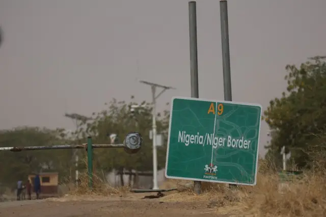 Frontière entre le Niger et le Nigeria