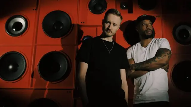 MOONZOO feat. F.M.F. Sure