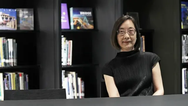 รศ.ดร.ปิ่นรัชฎ์ กาญจนัษฐิติ คณบดีคณะสถาปัตยกรรมศาสตร์ จุฬาลงกรณ์มหาวิทยาลัย