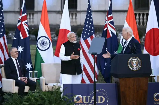 प्रधानमंत्री नरेंद्र मोदी