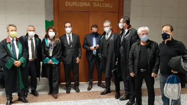 sanıklar ve avukatlar