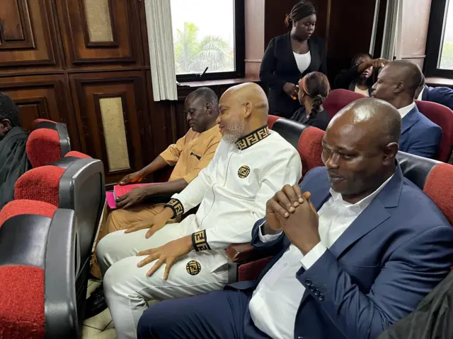 Nnamdi Kanu na ndị ọrụ nchekwa