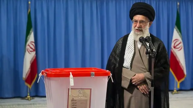 آیت الله خامنه‌ای