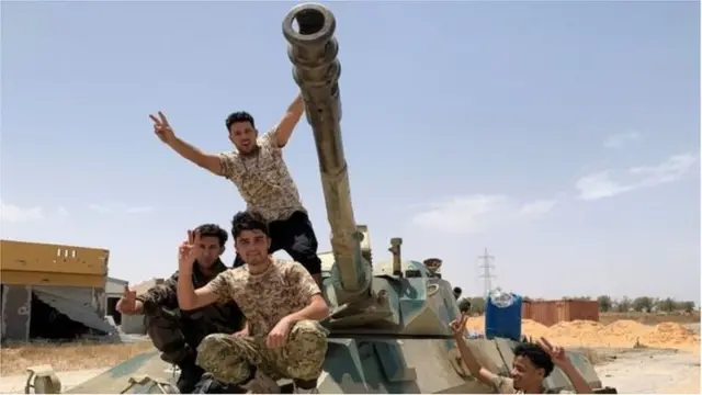 قوات حكومية ليبية