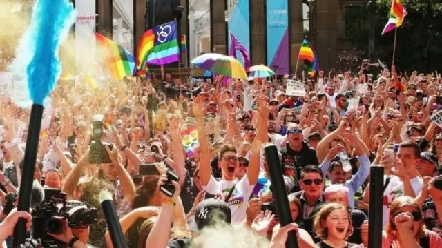 සමලිංගික විවාහය නීතිගත කිරීම සඳහා ඔස්ට්‍රේලියානුවෝ ඉතා ඉහළ ජනවරමක් ලබාදෙති.