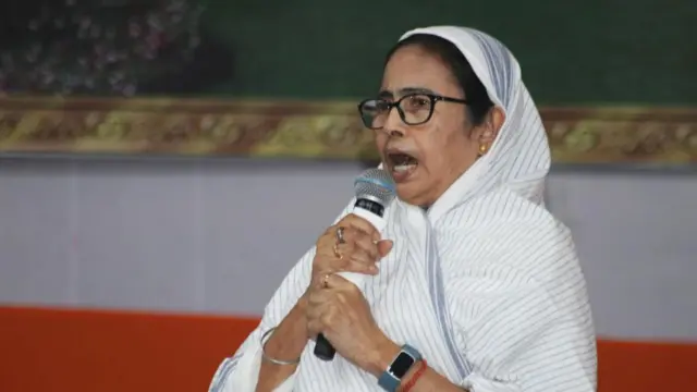 মমতা ব্যানার্জী 