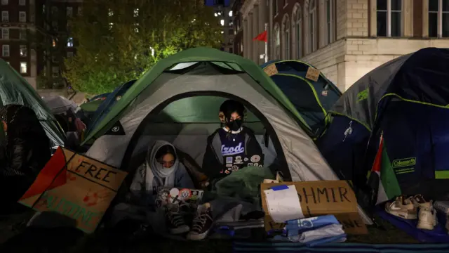 مخيم طلاب جامعة كولومبيا الاحتجاجي