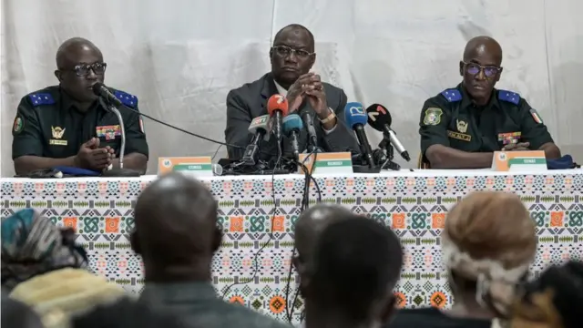 пресконференція