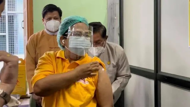 ကိုဗစ်ကာကွယ်ဆေး၊ မြန်မာ၊