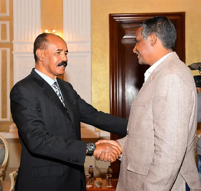 ፕረዚደንት ኢሳይያስ ምስ ጀነራል ዳጋሎ ሕመድቲ