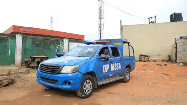 Ndị uweojii ka na-eche ndị ngagharịiwe