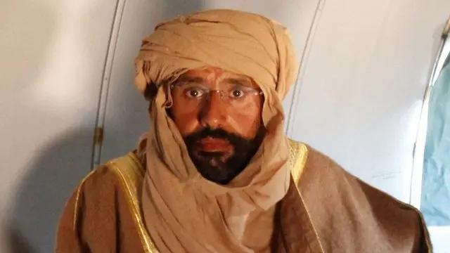 سیفالاسلام قذافی بعد از بازداشت در سال ۲۰۱۱ میلادی