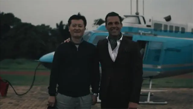 మిస్టర్ డేనీ, లాట్రెచ్ కోవర్టప్