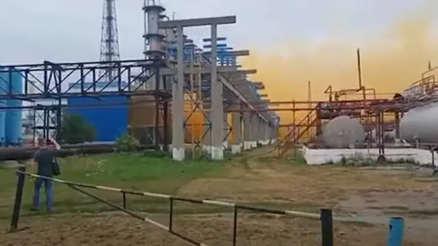 Викид газів на заводі РівнеАзот. Що відомо