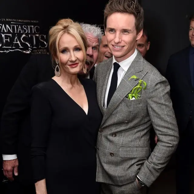 Джоан Роулинг и Эдди Редмэйн на премьере "Фантастических тварей"