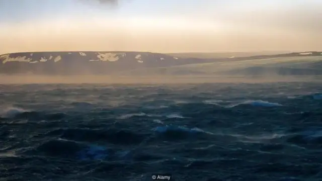 مجمع الجزایر دورافتاده نوایا زملی به عنوان هدف انتخاب شد