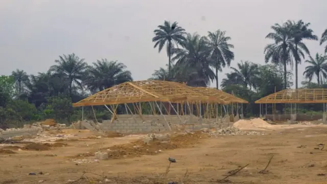 Ahịa ebe a na-ere ehi n'Ụkwa West