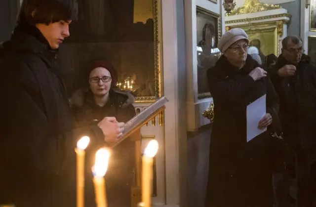 Молодежный хор на молебне