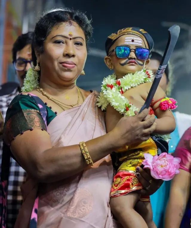 நூற்றாண்டுகள் கடந்தும் மதுரை சித்திரைத் திருவிழாவை கொண்டாட்டத்திற்கான மையமாக மக்கள் பார்ப்பது ஏன்?