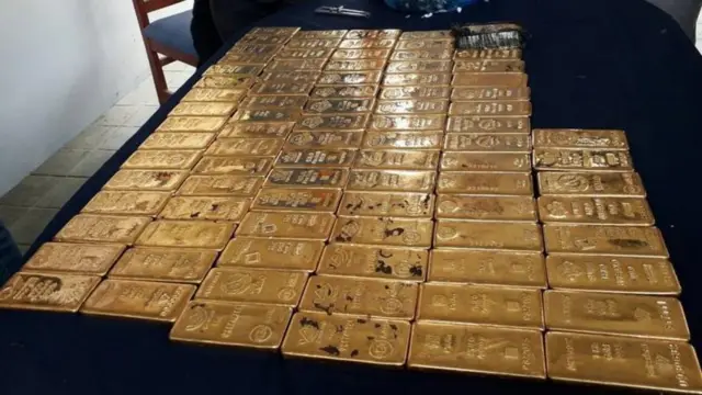 सुन तस्करी