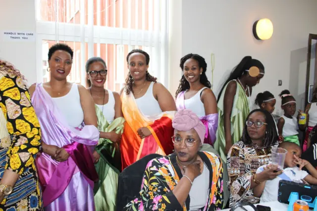 Abatamvyi bambaye imvutano n'uruganwe rutandukanye 