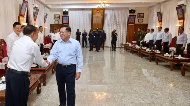 NDAA ငြိမ်းချမ်းရေးနှင့်စည်းလုံးရေးကော်မတီ ဒုတိယဥက္ကဋ္ဌ ဦးစန်ပေ့ဦးဆောင်တဲ့ ငြိမ်းချမ်းရေးကိုယ်စားလှယ်အဖွဲ့နဲ့ စစ်ခေါင်းဆောင်