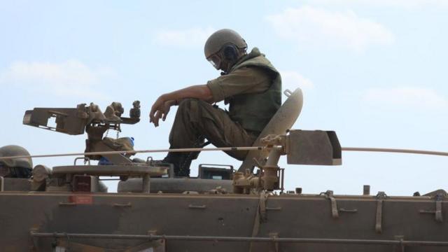 Las soldados israelíes, en primera línea en la guerra de Gaza
