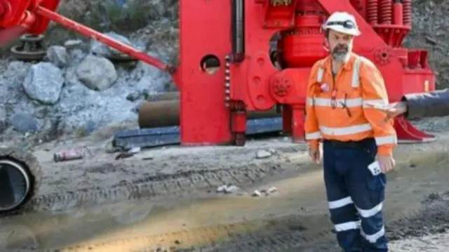 అర్నాల్డ్ డిక్స్‌