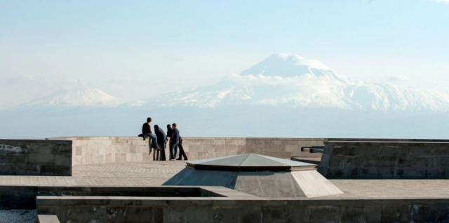 Вид на Арарат из Еревана