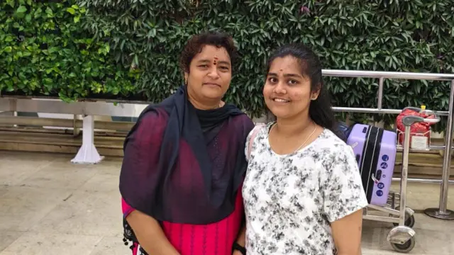 வங்காள தேச வன்முறையில் இருந்து தப்பித்த தமிழக மனைவி 