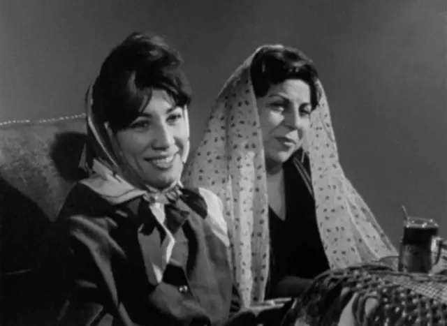 طوسی حائری در فیلم خواستگاری کنار فروغ فرخزاد