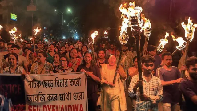 ਲੋਕਾਂ ਵੱਲੋਂ ਵਿਰੋਧ ਪ੍ਰਦਰਸ਼ਨ