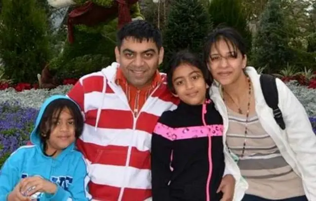 Koshaa Vaaldiyaa fi abbaa manaashee pirerit Diksit ijoollee saanii lama waliin maatii lubbusaanii guyyaa sana dhaban