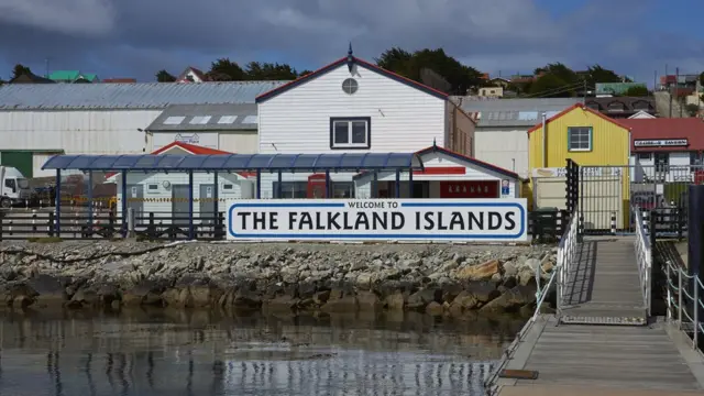 Пристань в Порте-Стэнли