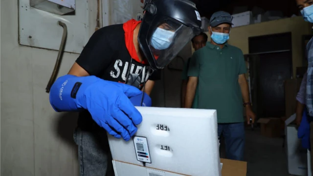 फाइजर खोप