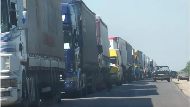 фури на кордоні із Кримом