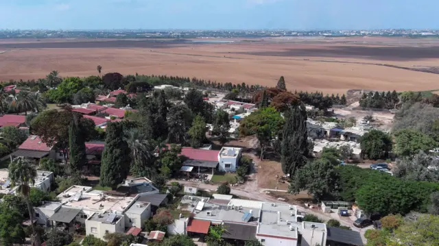 Кибуц Кфар-Аза был разрушен вторжением боевиков ХАМАС