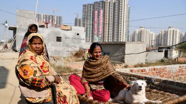 டெல்லி நொய்டா. கிராமும் வளர்ச்சியும்.