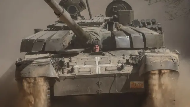 A military exercise of Ukrainian tank crews in North Ukraine
