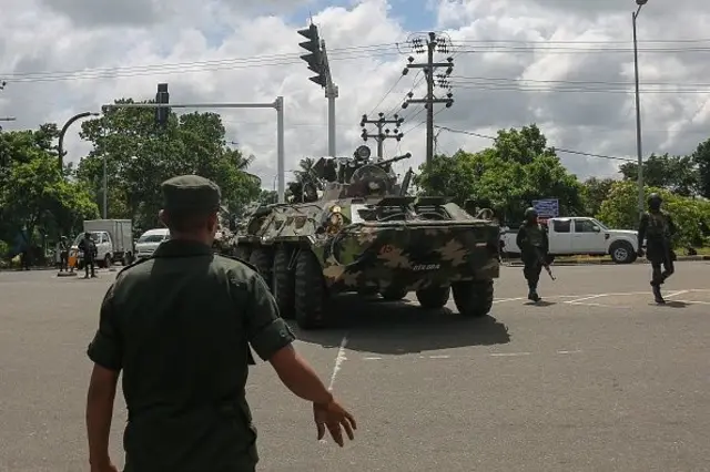 පනතට අභියෝග කළ හැකි එක ම ක්රමවේදය වන්නේ ශ්රේෂ්ඨාධිකරණයේ මූලික අයිතිවාසිකම් පෙත්සමක් ගොනු කිරීමය.