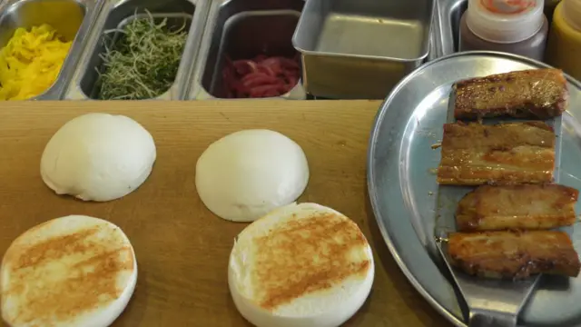 Ingredientes para la hamburguesa.