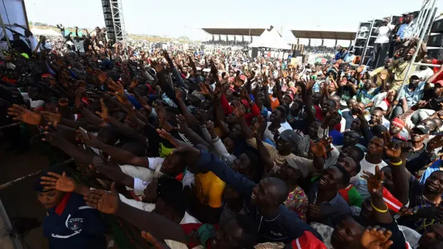 Pipo for election rally