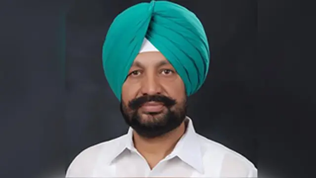 கொரோனா வைரஸ்: வெளிநாட்டில் இருந்துவந்த 90,000 பேர் நோயைப் பரப்பும் அபாயம் - அச்சம் தரும் பஞ்சாப் அமைச்சரின் கடிதம்