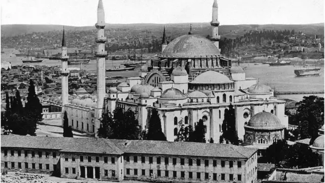 সুলতান সুলেয়মানের তৈলচিত্র